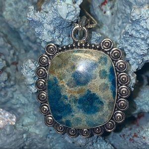 Sale ⭐️ Indonesian Sea Fossil vintage statement pendant